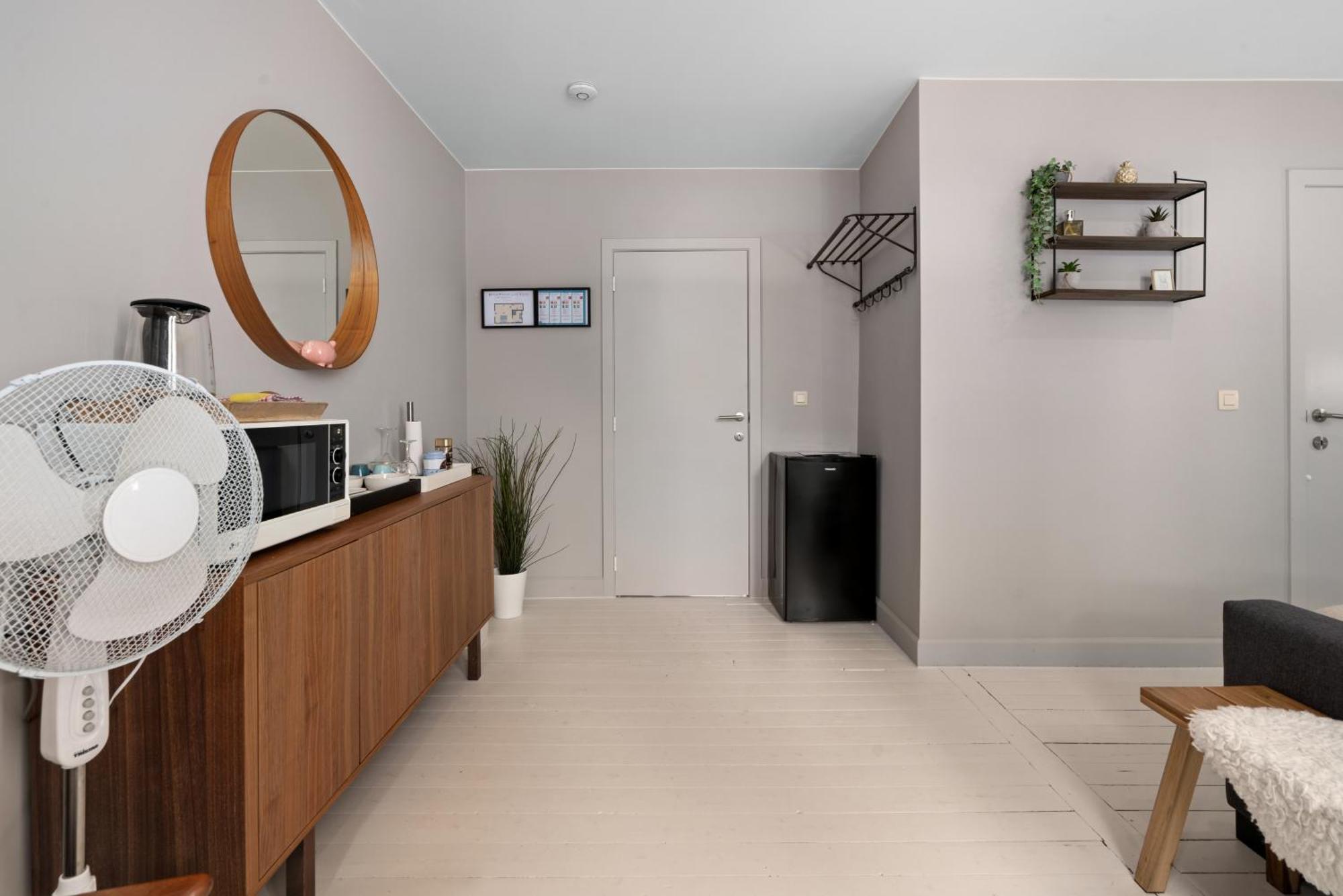 Spacious Guest Suites Near Historic Market - 5 Min Walk Брюгге Экстерьер фото