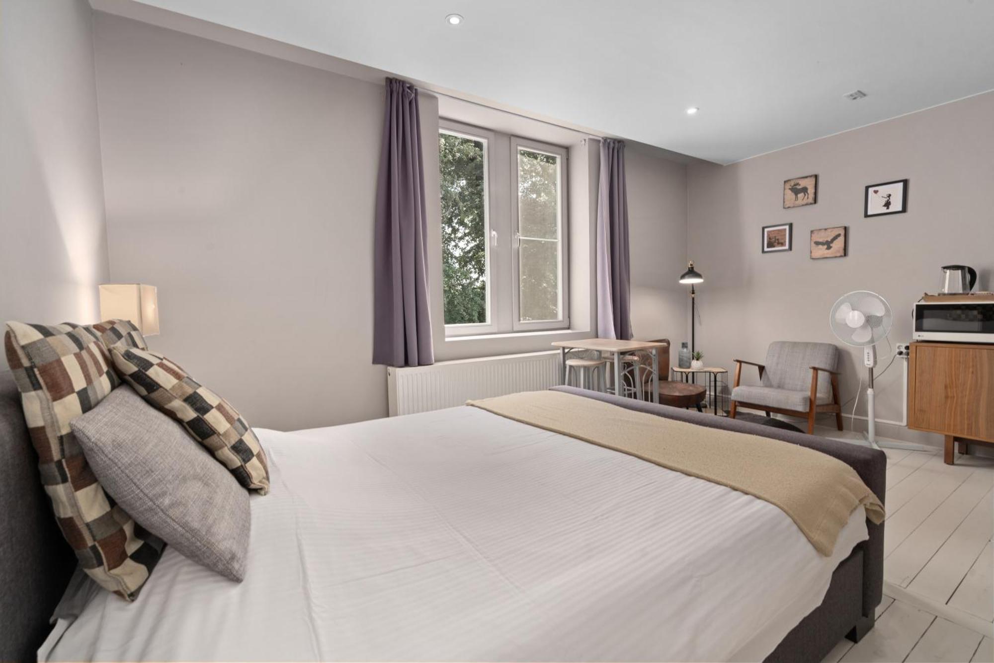 Spacious Guest Suites Near Historic Market - 5 Min Walk Брюгге Экстерьер фото