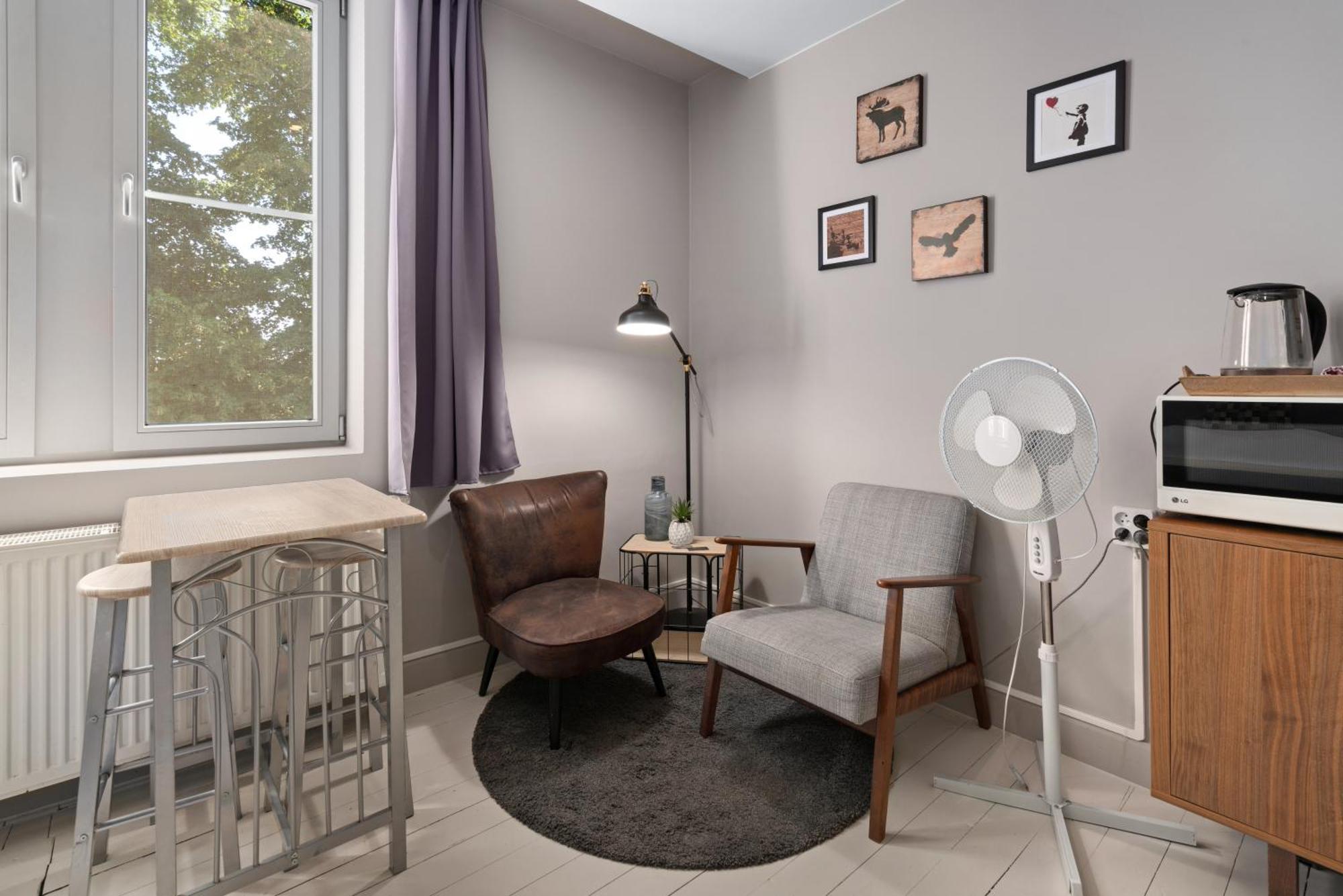 Spacious Guest Suites Near Historic Market - 5 Min Walk Брюгге Экстерьер фото