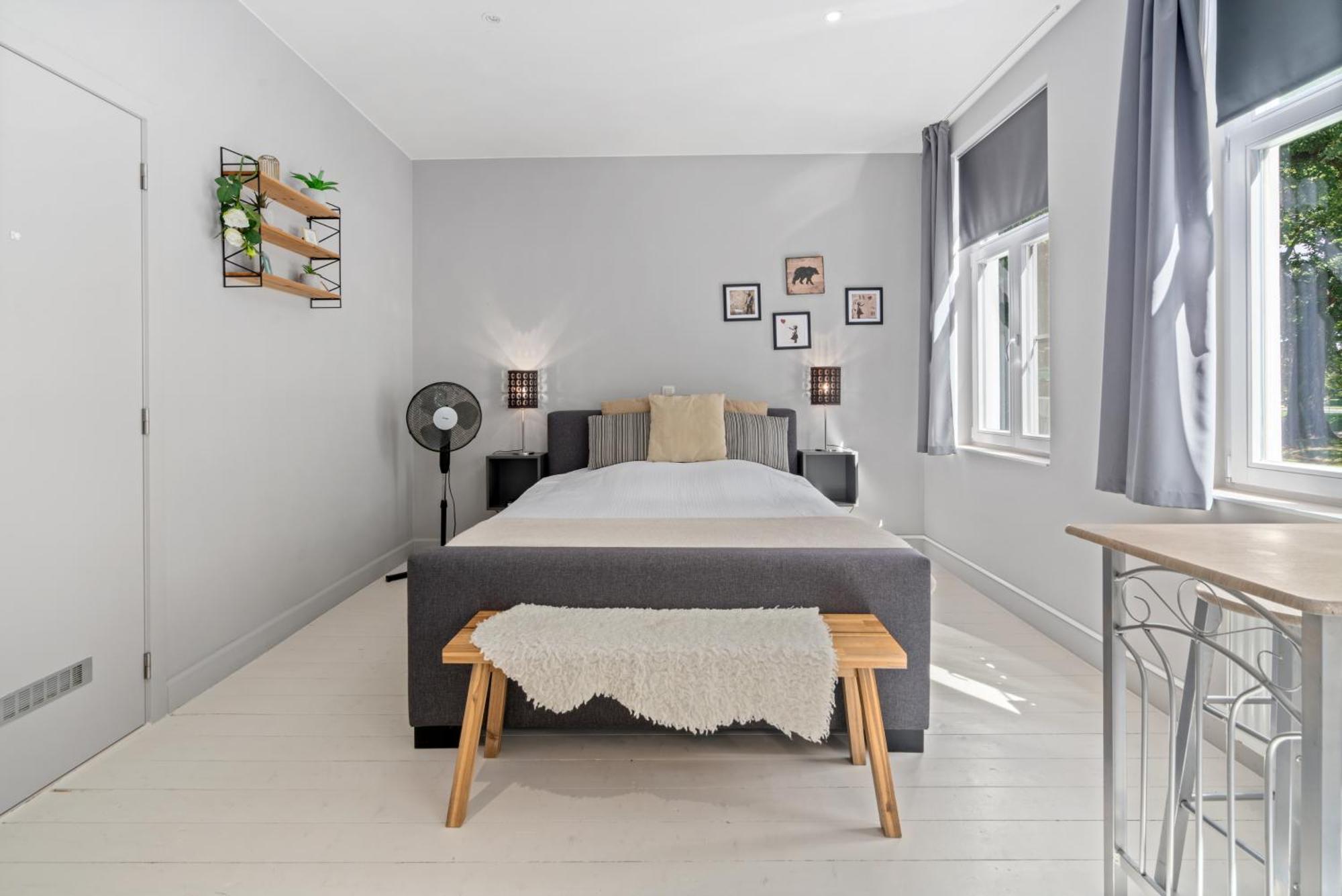 Spacious Guest Suites Near Historic Market - 5 Min Walk Брюгге Экстерьер фото